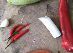 清炒角瓜的做法图解1