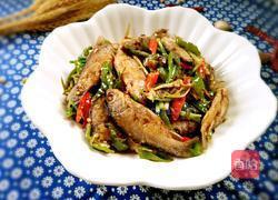 辣椒炒小鱼的做法图解15