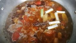 西红柿土豆炖牛肉的做法图解15