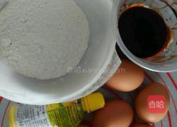 巧克力酱戚风蛋糕(8寸)的做法图解1