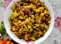 土豆粒炒肉