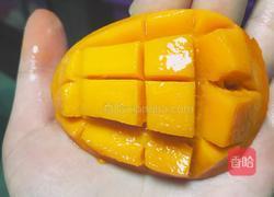 芒果碎冰冰的做法图解3