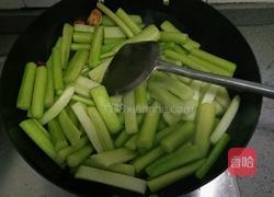 炒芋苗的做法图解3