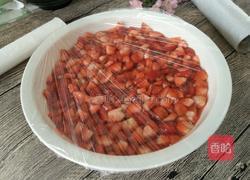 冰糖草莓的做法图解5