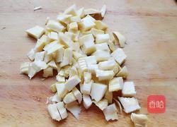 冬笋炒蛋的做法图解1