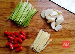 红烧鳊鱼的做法图解4