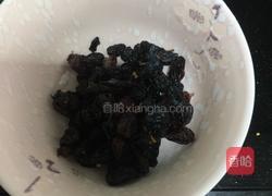 黑提苹果酱蛋糕卷（此配料为26*30左右两烤盘的量）的做法图解2