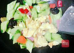 火腿鸡蛋炒青瓜的做法图解8