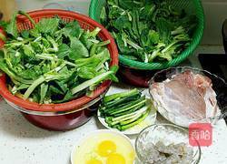 馄饨馅之青菜鲜肉的做法图解1