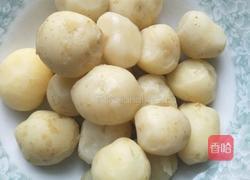 孜然黑胡椒迷你小土豆的做法图解2