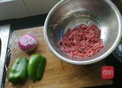 洋葱牛肉丝的做法图解1
