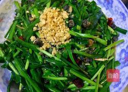 韭菜炒螺丝肉的做法图解5