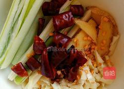 麻辣爽脆金针菇的做法图解1