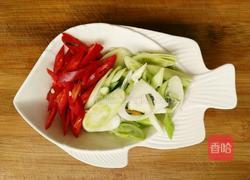 腊肉炒青椒的做法图解4