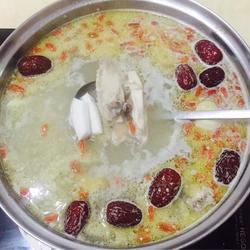 椰汁广西八角鸡火锅的做法[图]