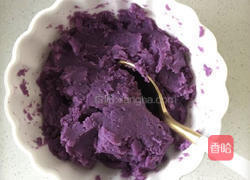 鸡蛋紫薯卷的做法图解1