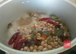 煮五香花生米的做法图解4
