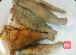 香炸小黄花鱼的做法图解6