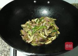 香菇榨菜丝的做法图解7