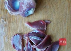 小玉米炒鸭肫的做法图解1