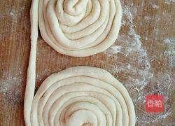 奶香千层花卷的做法图解7
