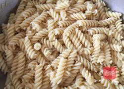 蔬菜海鲜意面的做法图解2