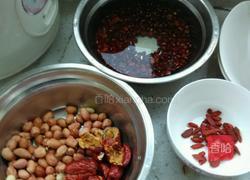红豆红枣花生粥的做法图解2