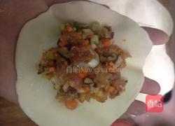 香菇胡萝卜肉饺的做法图解7