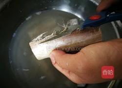 「Cathy边吃边营养」红烧带鱼 非油炸版的做法图解1