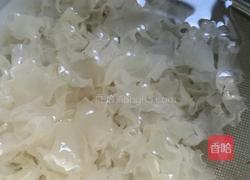 通江银耳汤的做法图解3