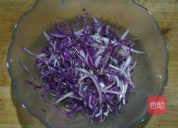拌洋葱紫甘蓝的做法图解5