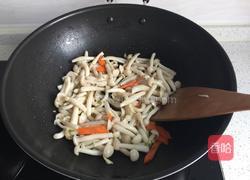 素炒白玉菇的做法图解7