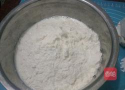 香肠肉松面包的做法图解1