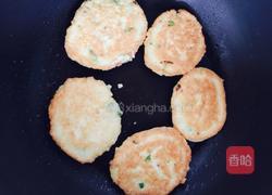 豆渣饼的做法图解4