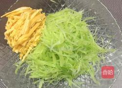 蛋皮拌莴笋的做法图解5