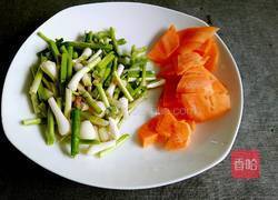 青蒜炒莴笋的做法图解2