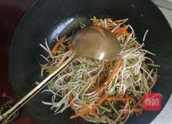 牛肉炒米粉的做法图解3