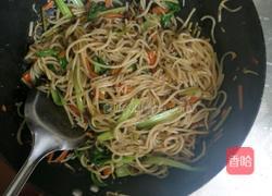 牛肉炒米粉的做法图解5