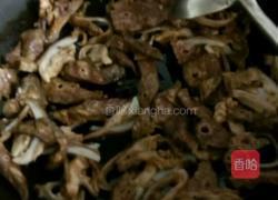 油爆猪肺子的做法图解11