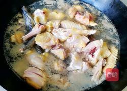 小土鸡炖蘑菇的做法图解4