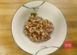 香菇酿肉白萝卜卷的做法图解3