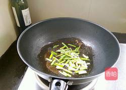 青蒜炒黄豆芽的做法图解7