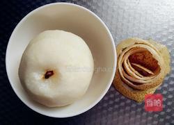 冰糖炖梨的做法图解2