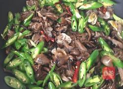 榛蘑尖椒肉絲的做法圖解7
