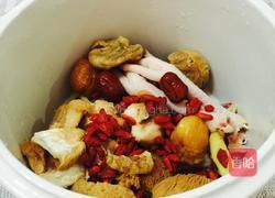 猴头菇炖鸡汤的做法图解8