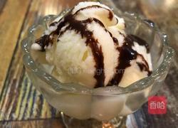 巧克力酱冰激淋的做法图解5