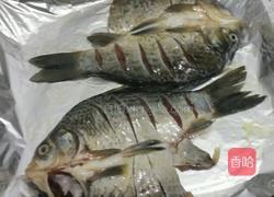 烤鲫鱼的做法图解1