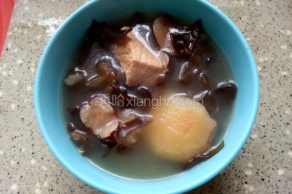 黑木耳萍果瘦肉汤