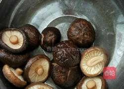 香菇菜心的做法图解3