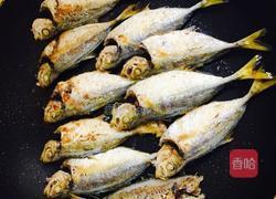 香煎小青昌鱼的做法图解3